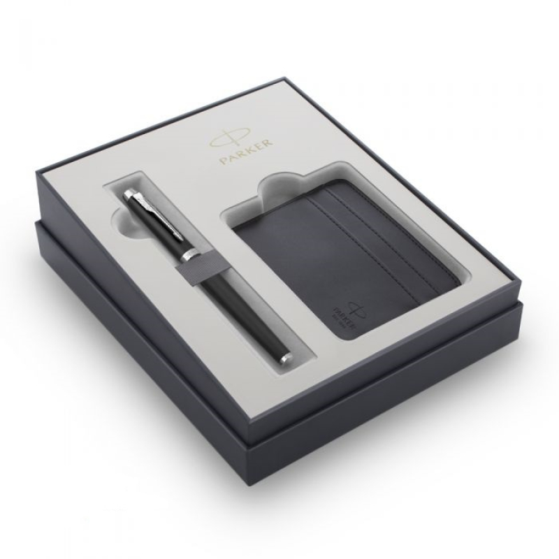 Σετ Parker ΙΜ Πένα Essential Mat Black CT με δερμάτινη θήκη καρτών