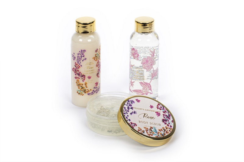 Σετ περιποίησης σώματος Tri-Coastal Rose με body lotion 100ml, shower gel 100 ml και scrub 50ml