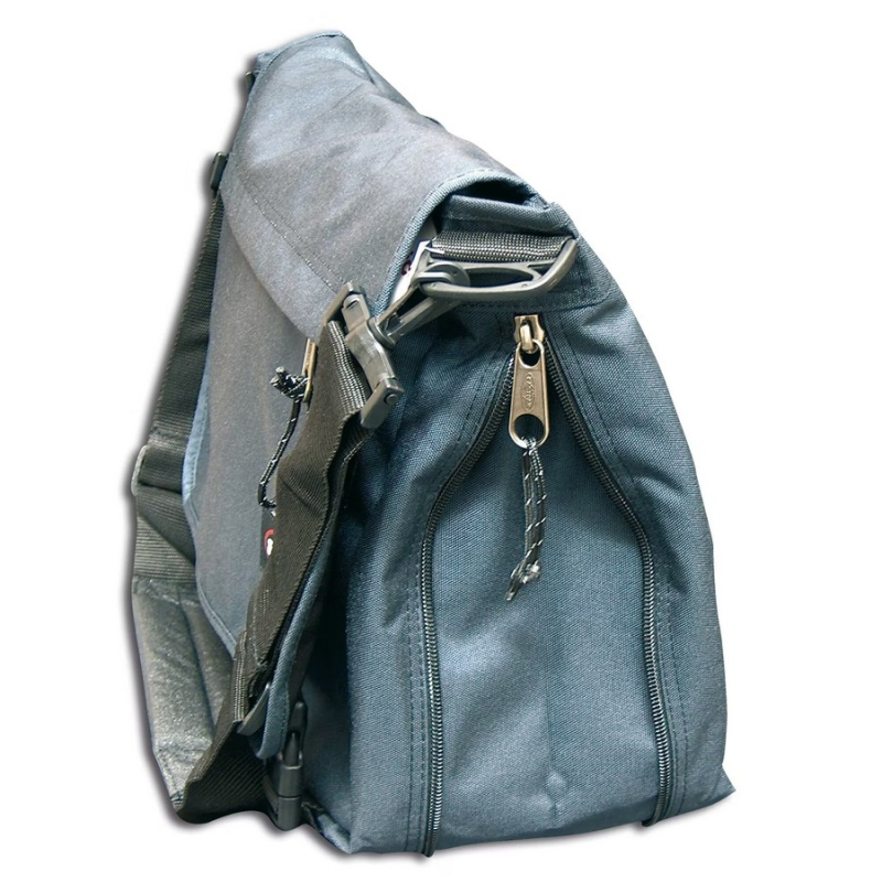Τσάντα ταχυδρόμου Eastpak Delegate midnight